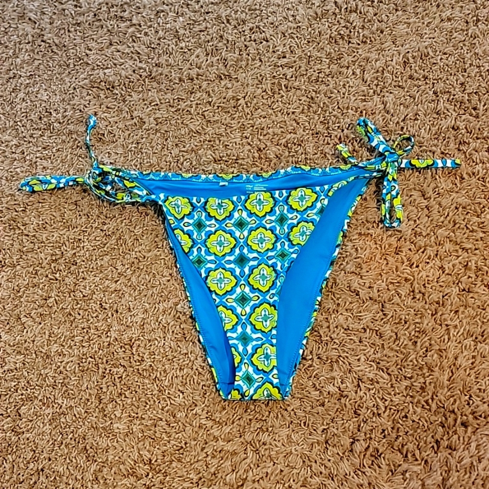 Brand new bathing suit bottom